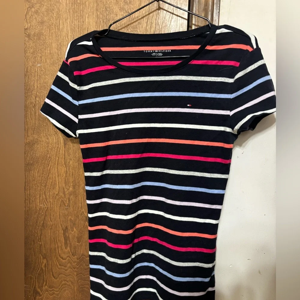 Tommy Hilfiger Women's Striped Navy Top - Picture 1 of 2